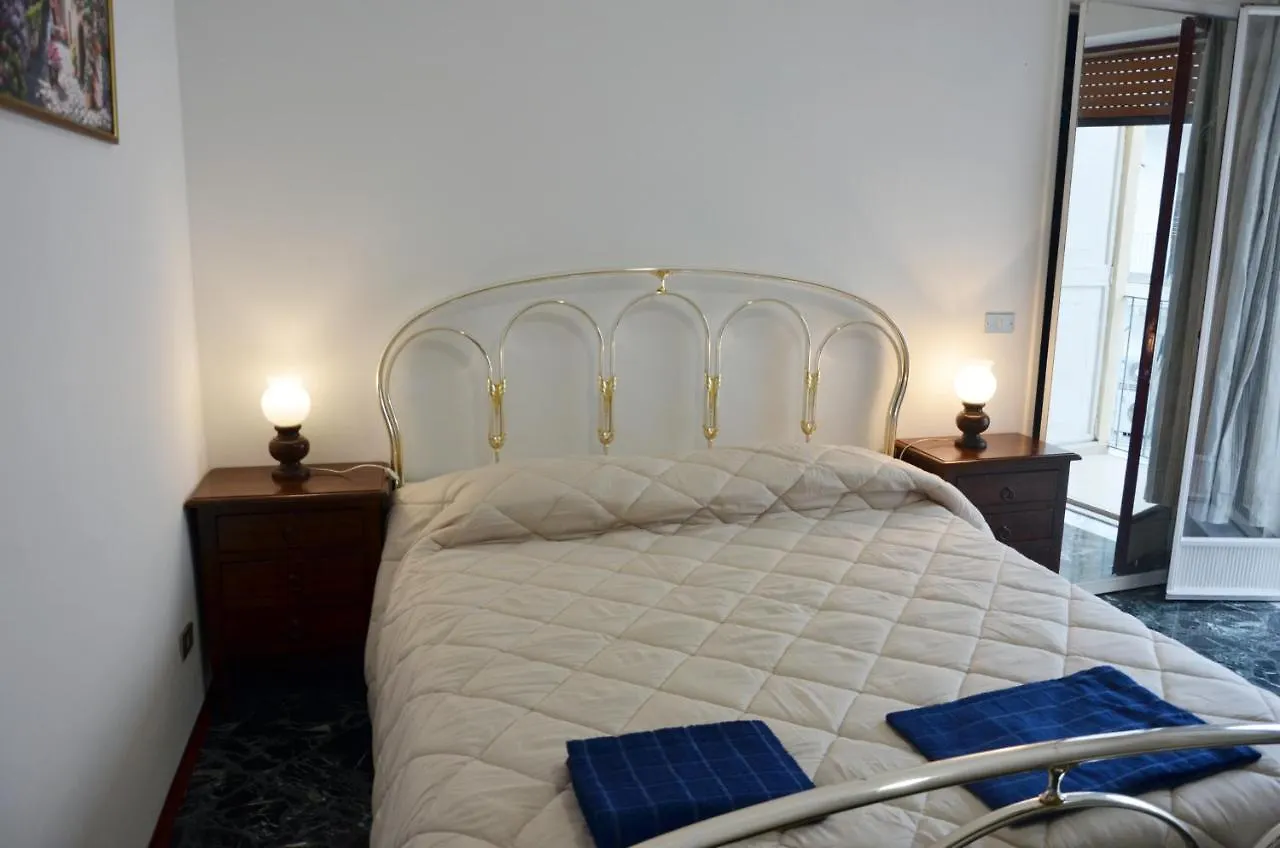 Artemide Apartman Bari